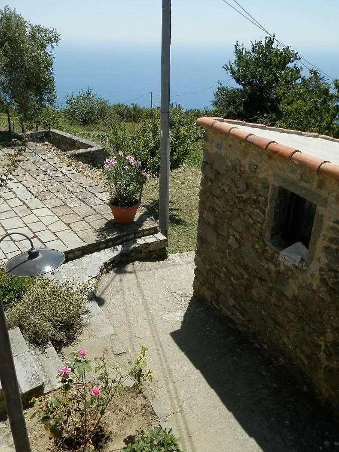 Villa Tra Er Boscu Er Maa à Volastra