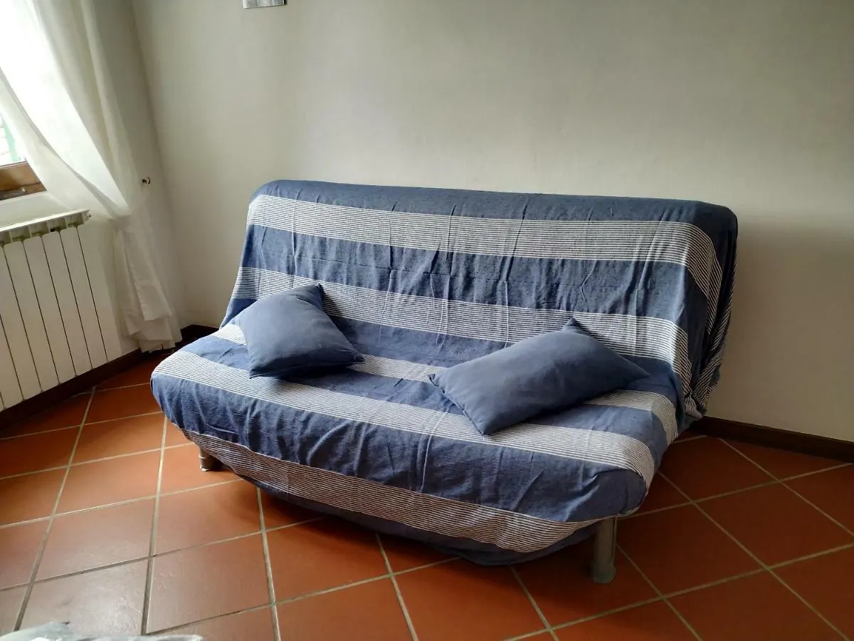 Tra Er Boscu Er Maa Holiday home Volastra